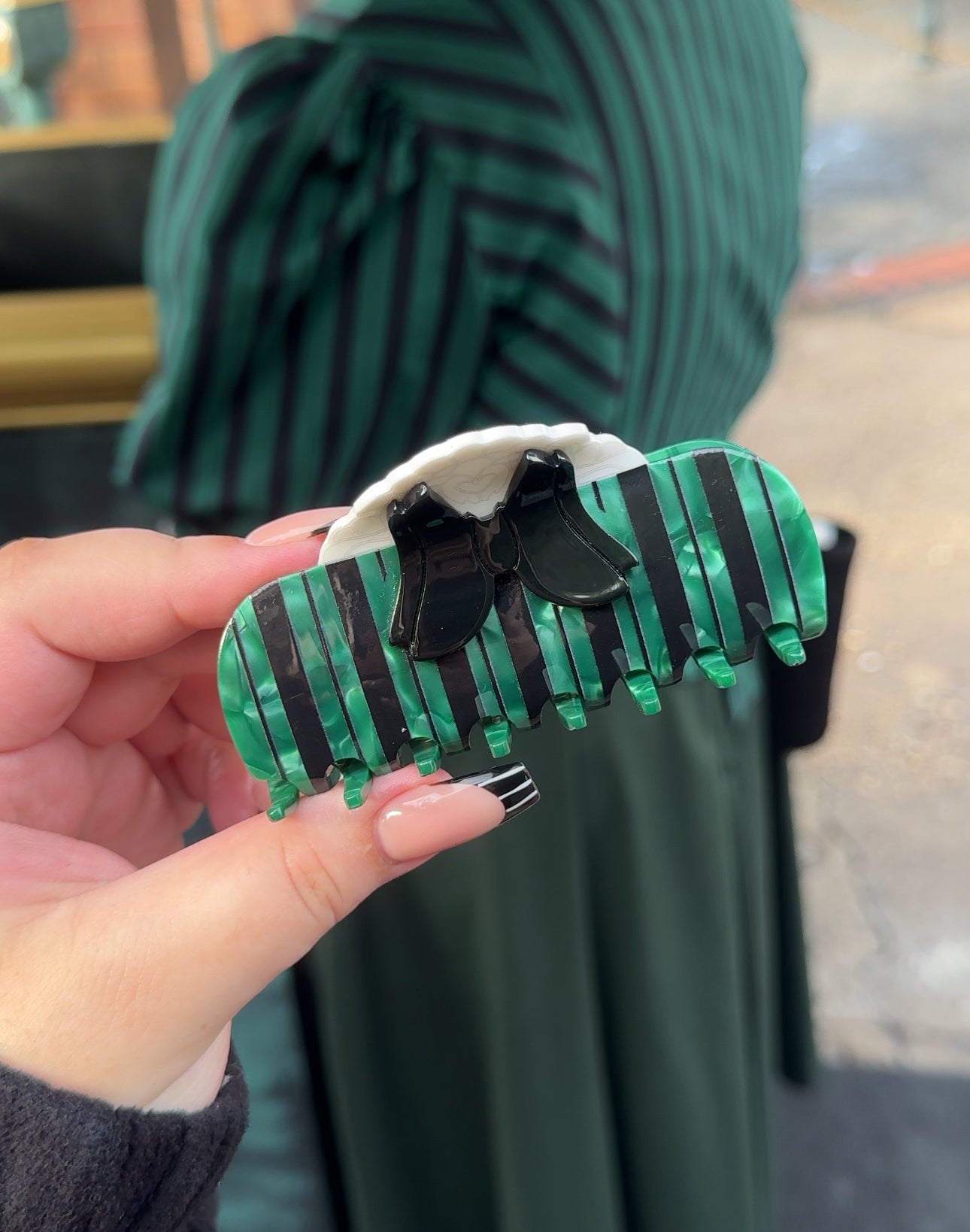 Claw Clip ~ Haunted Mansion ~ Maid
