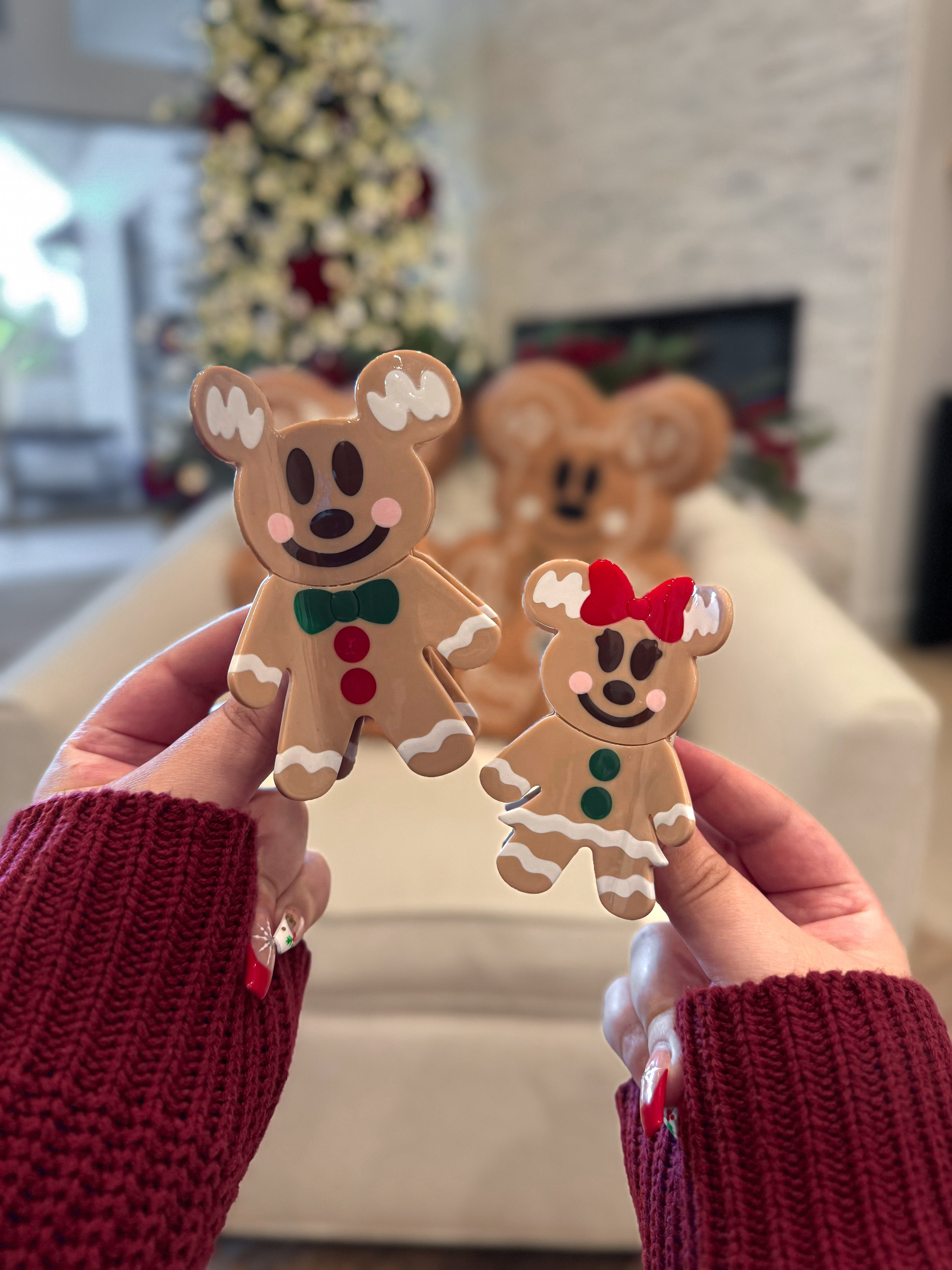 Claw Clip ~ Christmas ~  Magical Mr. Gingerbread