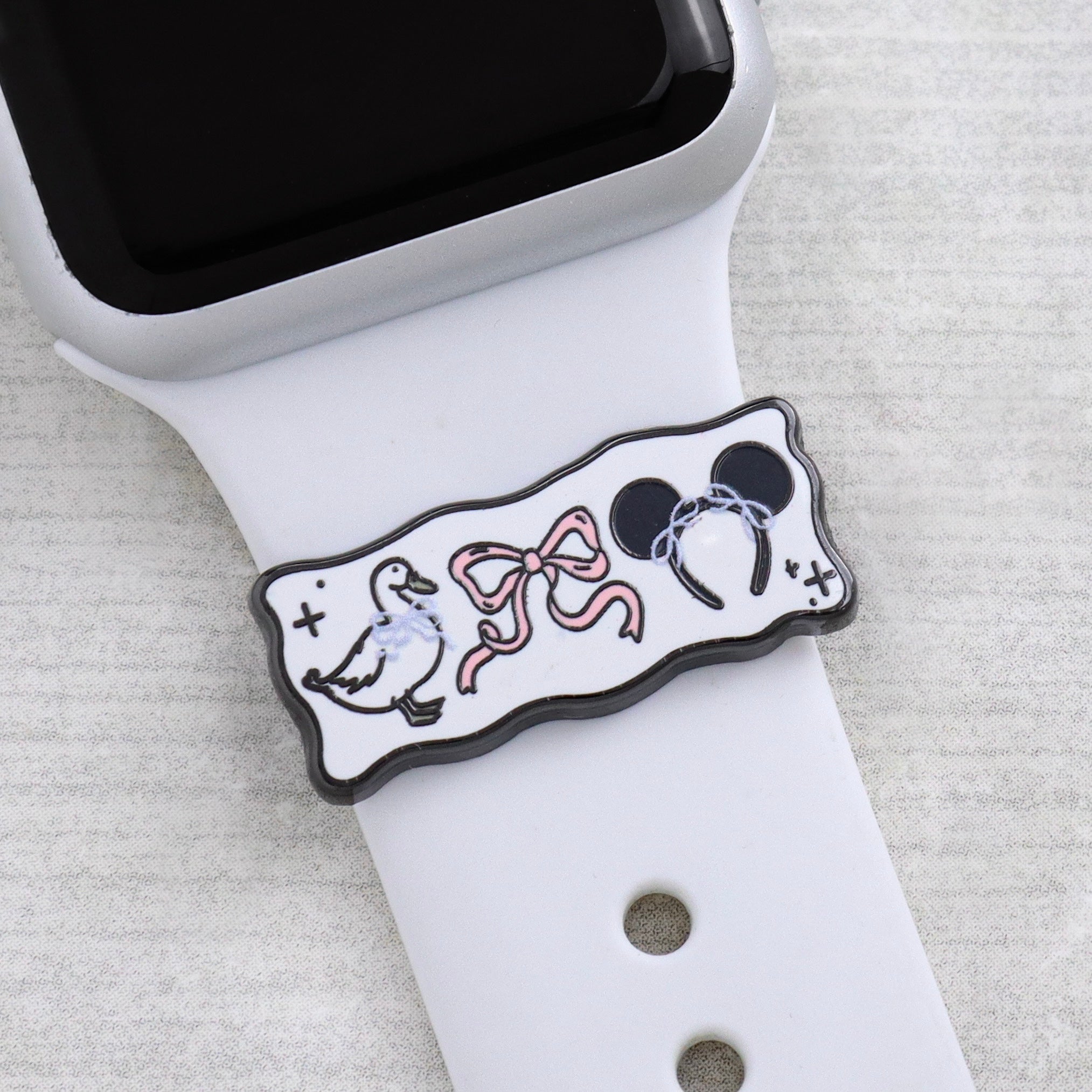 LuxeBar - Hub Grass & Castle Views