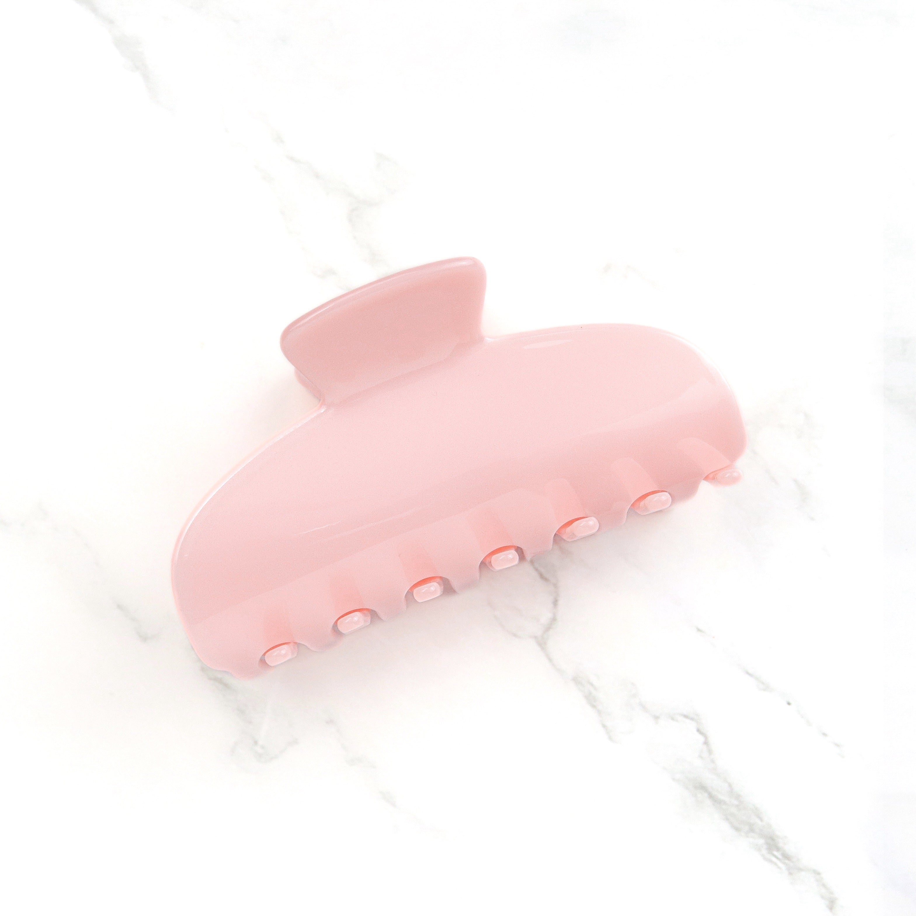 Lifestyle Collection ~ The Iconic Claw ~ Coquette