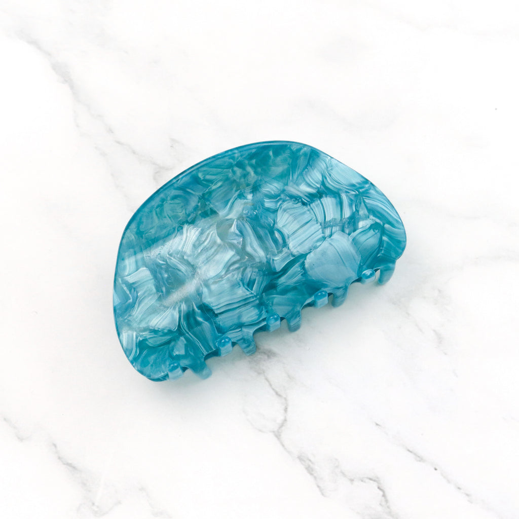 Lifestyle Collection ~ The Vogue Claw ~ Aquamarine