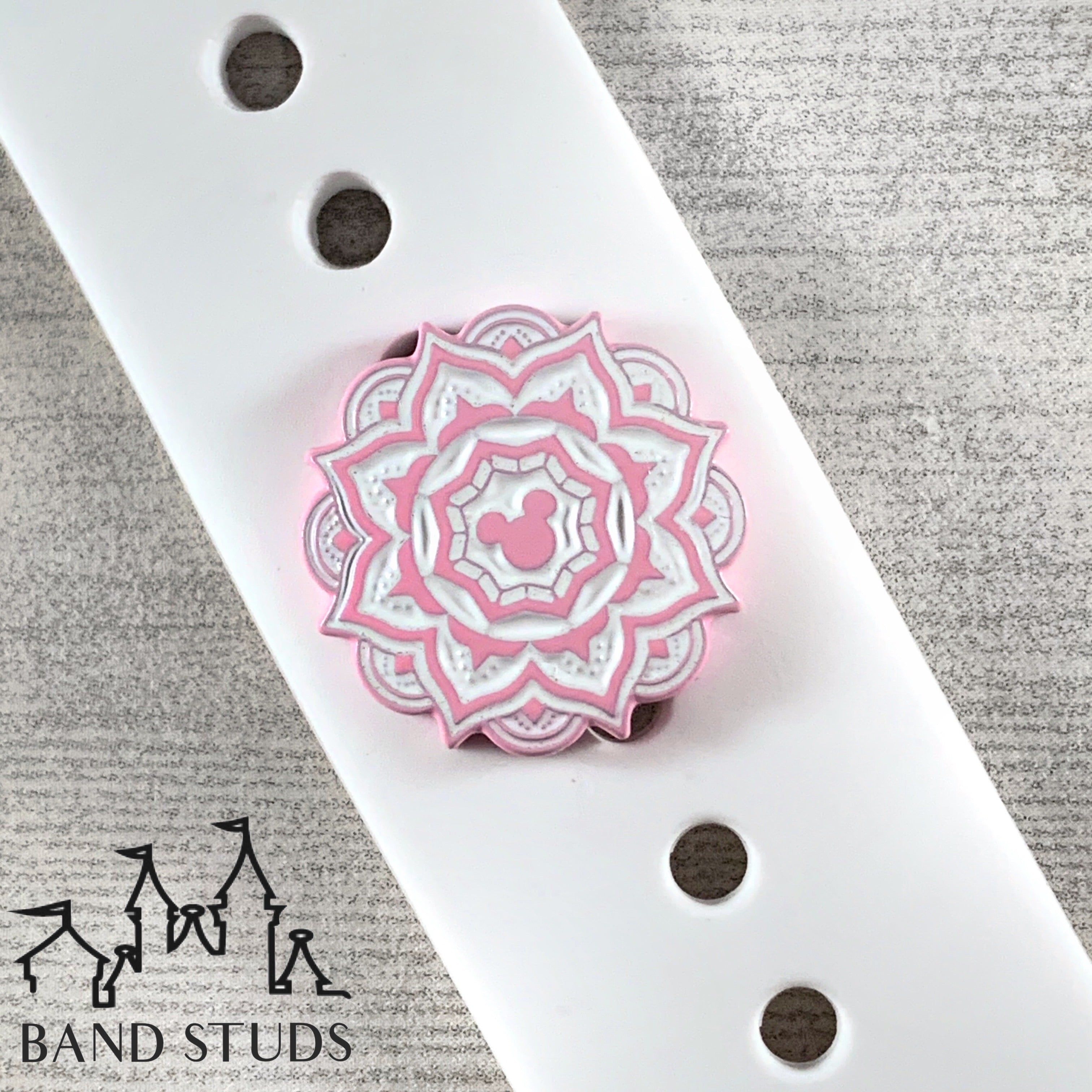 Band Stud® - Bohemian Mouse Mandala MARKDOWN