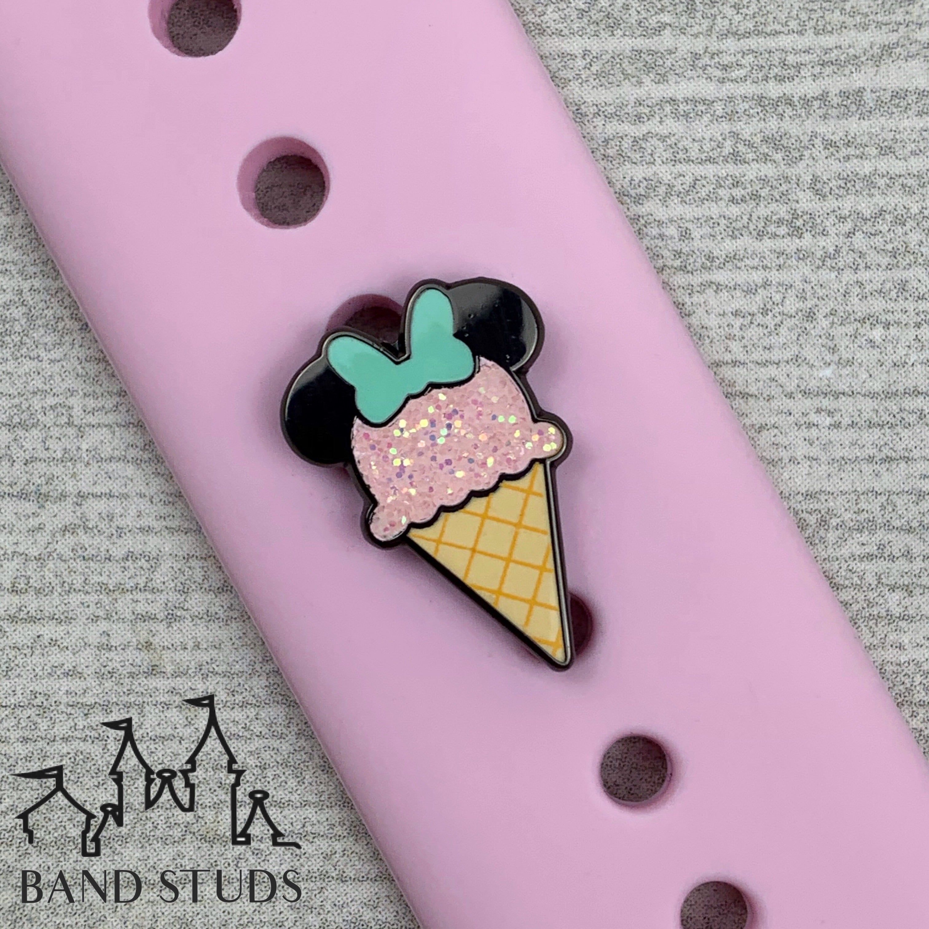 Band Stud® - Snacks - cones Miss. Mouse MARKDOWN